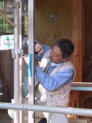 サッシの調整