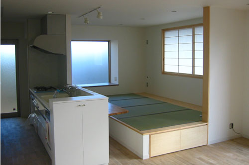 畳スペース/シンプル住宅