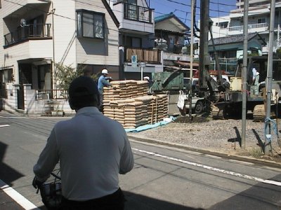 謎の老人